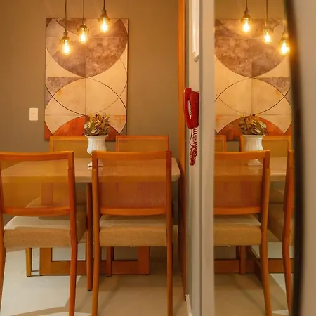 Apartamento 2 quartos 200m da praia e ao lado dos Shoppings Leblon-3